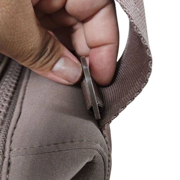 Dagne Dover carry all bag - Picture 3 of 12